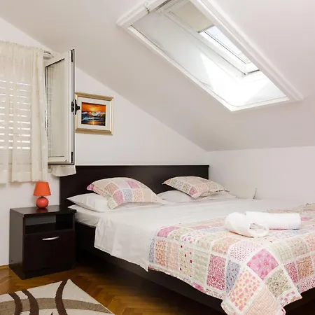 Mala Ana - One Bedroom Apartment *
