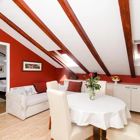 Daire Mala Ana - One Bedroom